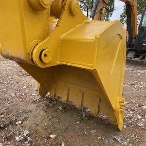 Excavadora Usada de Alta Calidad Komatsu PC160-7 de 16 Toneladas, Origen Japón, Motor de 82.4kW, Bajo Consumo de Combustible - Product Image 4