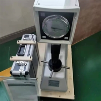 Testeur de dureté numérique Rockwell intégré Machine universelle ou test de duromètre (Rockwell Brinell Micro Vicker)