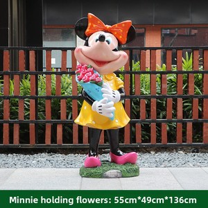 Figurines en fibre de verre faites à la main, personnalisables pour les décorations de modèles, les centres commerciaux, les jardins extérieurs et les cours. - Product Image 6