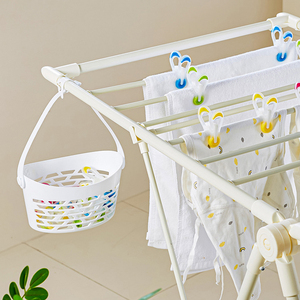 JOYWAVE Lot de 20 pinces <span class=keywords><strong>à</strong></span> <span class=keywords><strong>linge</strong></span> colorées en plastique Pinces <span class=keywords><strong>à</strong></span> <span class=keywords><strong>linge</strong></span> robustes Pinces <span class=keywords><strong>à</strong></span> <span class=keywords><strong>linge</strong></span> pour ligne de séchage Petites <span class=keywords><strong>épingle</strong></span>s <span class=keywords><strong>à</strong></span> <span class=keywords><strong>linge</strong></span> colorées - Product Image 4