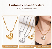 Collier avec pendentif cœur personnalisé JQ Jewelry, chaîne à billes en acier inoxydable, gravure de nom ou logo, pendentif cœur épais