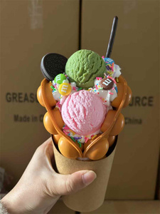 Modelo de Waffle Burbuja, Granos de Chocolate de Espuma, Galletas Trituradas, Palitos Pocky de Uva Verde, Crema Batida, Accesorios para Escaparates - Product Image 4