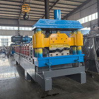 Nouvelle conception de machine de profilage pour la production de lames linéaires de volets de plafond, de persiennes et de cadres de fenêtres en aluminium motorisés