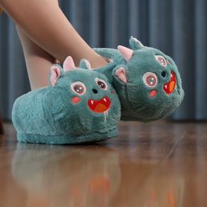 Ciabatte di cotone mostro calde scarpe comode per la casa piccole scarpe da dinosauro per interni scarpe da diavolo invernali - Product Image 5