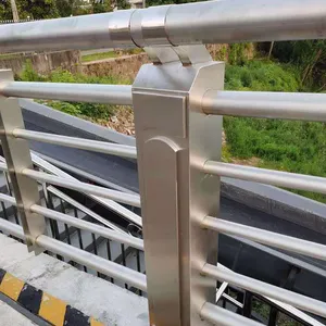 Custom Color Stainless Steel 201 304 Safety Road Barrier Bridge Guardrail For Sale