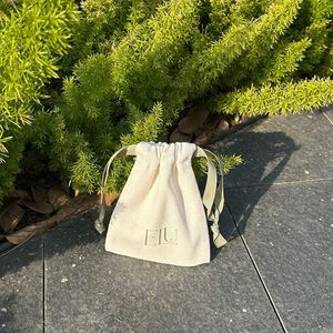 Sac cadeau en toile de coton recyclable à faible MOQ, avec rubans en soie, pochette à cordon imprimée pour l'emballage d'artisanat et de bougies, personnalisable - Product Image 3