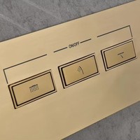 Commutateur de douche thermostatique élégant en or brossé, 3 voies, avec robinets encastrés et inverseur de réglage pour salle de bain