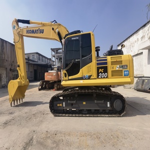 รถขุดไฮดรอลิกตีนตะขาบ Komatsu PC220-8 ของแท้ สภาพดี มือสองสำหรับขาย พร้อมอะไหล่เครื่องยนต์ดีเซล - Product Image 3