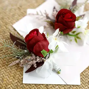 Свадебные цветы, искусственная бутоньерка для жениха невесты ручной работы, свадебная корсажная бутоньерка, романтичный цветок на запястье