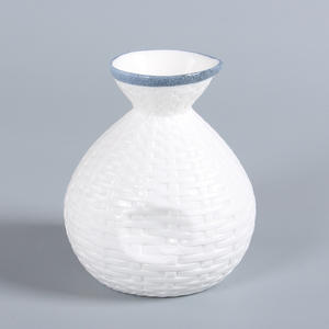 Cesta de pescado tejida de cerámica creativa Asijia, dispensador de calentador de vino japonés, traje de vino esmaltado de cerámica amarilla - Product Image 4