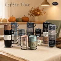 Collections de tasses à motifs bleus et blancs SWT, présentoirs saisonniers, cuisines chaleureuses et moments de café quotidiens