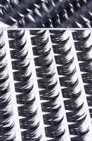 Kit de cils en grappe DIY pré-mappés, effet wispy et volumineux, en fibres synthétiques, fabriqués à la machine, extensions de cils confortables avec bande de base en coton noir