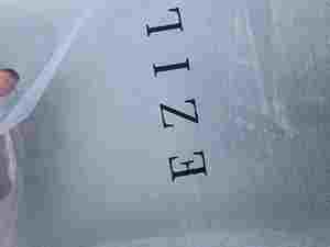 Bolsas de Regalo de Organza Grandes Personalizadas al por Mayor, con Cordón, Color CMYK, Recuerdos de Boda, Impresión Serigráfica, Empaque Promocional Personalizado - Product Image 3