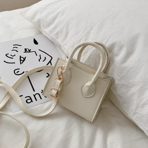 2025 <span class=keywords><strong>nuova</strong></span> Mini borsa coreana bianca/kaki/<span class=keywords><strong>nera</strong></span>/marrone scuro/marrone chiaro con piccola borsa quadrata a croce diagonale - Product Image 5