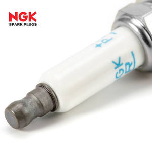 Candela di Accensione NGK al Doppio Platino Pzfr6R 5758 Nuova per Veicoli Sagitar 1.4t, Lavida, Fabia, <span class=keywords><strong>Octavia</strong></span>, Superb, Jetta con Motore EA111 - Product Image 4