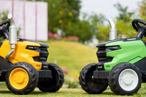 Trattore Cavalcabile Telecomandato 2.4G con Bluetooth e Rimorchio Staccabile, <span class=keywords><strong>Batteria</strong></span> 12V, Doppi Motori, Multifunzione - Product Image 6