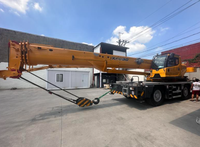 Mini-grue XCR30 de 30 tonnes avec hauteur de levage de 64,8 m pour l'installation de composants d'éoliennes – Équipement de levage d'usine pour l'exportation