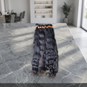 Image agrandie Italian Dee South Indian Raw Virgin Temple Extensions de cheveux humains non traités 00:04 00:18 Ajouter Comparer Partager - Product Image 4