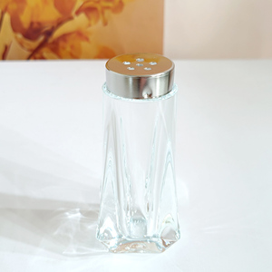Saliera e Pepiera Decorative da 50ml, Set di Alta Qualità in Acrilico per Tavola - Product Image 3