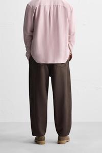 스웨이드 질감 패브릭 주름 디자인 캐주얼 바지 - Product Image 2