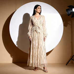 Robe Abaya plissée élégante et luxueuse en polyester imprimé pour femmes musulmanes, vente en gros personnalisée, fournisseur du Moyen-Orient - Product Image 1