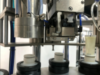 Machine automatique de remplissage et de scellage de tubes à air chaud pour crèmes vitaminées, crèmes à base de plantes, gels solaires et lotions