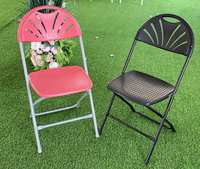 Chaises pliantes en plastique à cadre en acier, résistantes aux UV, durables, pour extérieur, avec dossier ventilé et trous, portables, pour salle de sport, jardin, terrasse, fête