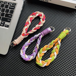 حبل هاتف يدوي الصنع من الماكرامي بوهو مع سلسلة مفاتيح - هدية عيد الميلاد للأم، إكسسوار بوليستر بأسلوب بوهيمي - Product Image 2