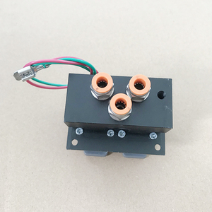 Double manuel principal de valve de camion à benne basculante AF-3CV en plastique noir avec la résistance à hautes températures de médias de puissance pneumatique - Product Image 3