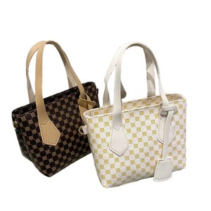 Bolsos de Mano Cruzados de Piel Sintética para Mujer, Pequeños, de Lujo, Económicos, con Estampado, Listos para Envío, para Uso Diario, Casual, al Aire Libre, Combinables, Venta al Por Mayor - Product Image 1