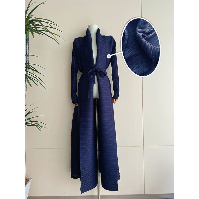 สีน้ำเงิน