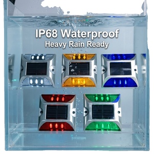 ไฟถนนโซลาร์เซลล์ IP68 พร้อมไฟ LED สว่างพิเศษสำหรับความปลอดภัยบนทางหลวง ไฟติดถนนแบบกระพริบ ไฟตาแมวโซลาร์เซลล์ เรืองแสงในที่มืด - Product Image 1
