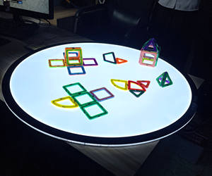 Pädagogischer Runder Sensoriktisch Kinder-Aktivitätstisch Zeichen- und Nachzeichnungs-Leuchtpad Leuchtkasten für Kinder - Product Image 2