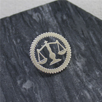 Broche personnalisée pour femme, style rétro vintage, plaquée argent, avec logo de veste, pour avocat, haute qualité, vente en gros, usine OEM