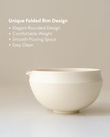 Ensemble de bols à matcha en céramique, design élégant et arrondi, bord plié, glaçure mate couleur crème, confortable à utiliser