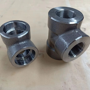 Acier au carbone ASTM A105 ASME B16.11 Classe de pression 6000 <span class=keywords><strong>1</strong></span>/<span class=keywords><strong>2</strong></span>\" NPT Extrémité filetée Égal Té standard ASME B1.20.<span class=keywords><strong>1</strong></span> - Product Image 1
