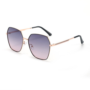 Lunettes de soleil polarisées 2025 pour femmes, rectangulaires, monture intégrale, UV400, mode, pour la conduite - Product Image 5