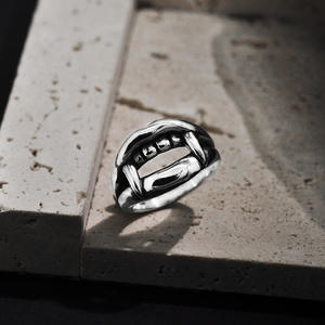 2023 Mode rétro Thai bague en argent pour femmes ou hommes cadeaux d'anniversaire <span class=keywords><strong>Dent</strong></span> <span class=keywords><strong>de</strong></span> <span class=keywords><strong>vampire</strong></span> - Product Image 3