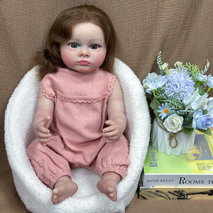 Muñeca Reborn de Silicona de 22 Pulgadas, Bebé Femenina Regordeta con Apariencia Realista, Recién Nacida con Cabello Castaño - Product Image 3