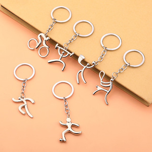 Porte-clés Athlète en Forme de Bâtonnet en Alliage de Zinc avec Anneau Démontable pour Cadeau de Casier d'Équipe Sportive - Product Image 2