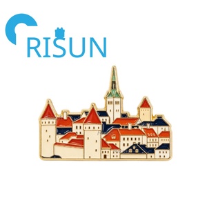 Cadeaux de voyage personnalisés « J'aime l'Estonie » : drapeau, oiseau, tissu traditionnel, souvenirs d'Estonie de Tallinn, aimant, broche, épingle, badge – Vente en gros - Product Image 6