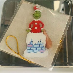 Adornos Navideños Divertidos al por Mayor, Adornos Colgantes de Acrílico Verde con Diseño de Grinch, Accesorios para Árboles de Navidad - Product Image 4
