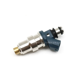 Inyector de Combustible 23250-75040 23209-75040 Para Hilux 1RZ Motor Diésel Transmisión Manual - Product Image 1