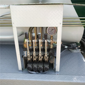 4X2 Dongfeng 6cbm ขยะสามารถทำความสะอาดรถบรรทุก - Product Image 6