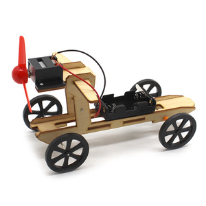Kit de coche de madera con energía eólica 003, juguete educativo de ciencia con control manual para niños de 7 a 9 años - Product Image 1