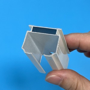 Nhôm Rèm đường sắt cho bán buôn khách sạn nhà văn phòng với các phụ kiện sóng xếp li Rèm theo dõi băng cho cửa sổ - Product Image 1