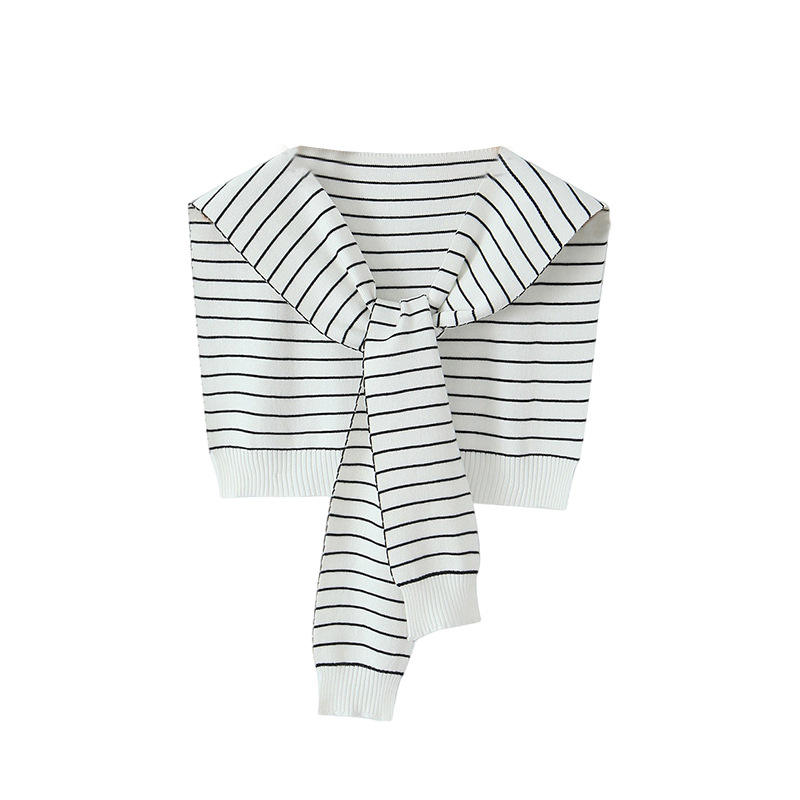 ผ้าคลุมไหล่ลายทาง