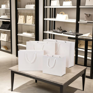 Bolsas <span class=keywords><strong>de</strong></span> Regalo <span class=keywords><strong>de</strong></span> Papel Kraft <span class=keywords><strong>de</strong></span> Alta Calidad con Fondo Plano, Bolsas <span class=keywords><strong>de</strong></span> Papel para <span class=keywords><strong>Ropa</strong></span>, Compras y Arte - Product Image 1