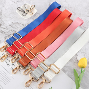 <span class=keywords><strong>Borsa</strong></span> a <span class=keywords><strong>tracolla</strong></span> in Nylon intrecciata con Logo personalizzato 38mm <span class=keywords><strong>tracolla</strong></span> con cinturino regolabile per <span class=keywords><strong>borsa</strong></span> portatile zaino - Product Image 1