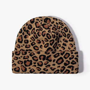 <span class=keywords><strong>Bonnet</strong></span> d'hiver imprimé léopard pour <span class=keywords><strong>femme</strong></span> Double couche épais tricoté doux et chaud Slouchy Hat - Product Image 5